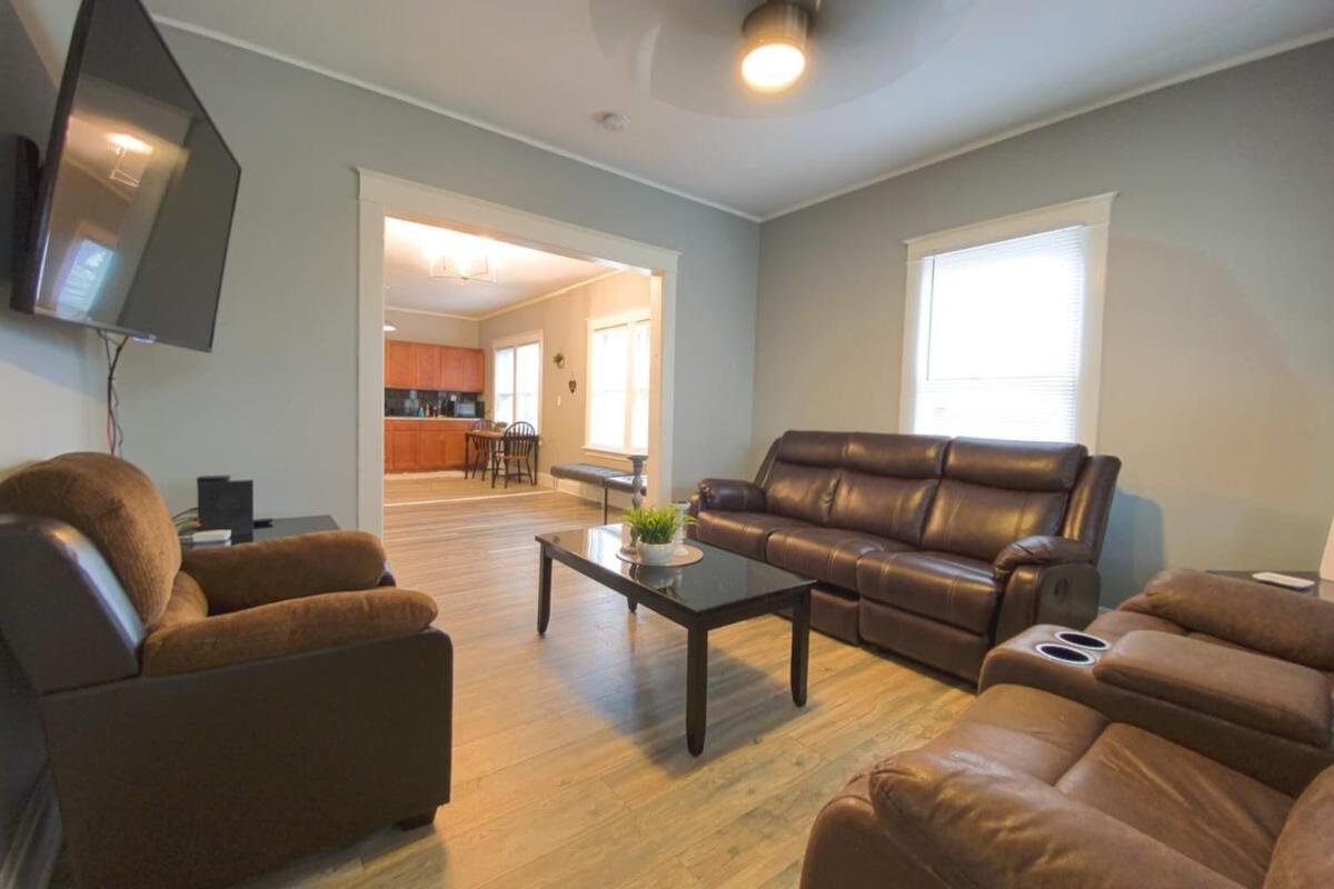 Large 6Br, 2 Bath In Niagara Falls Zewnętrze zdjęcie