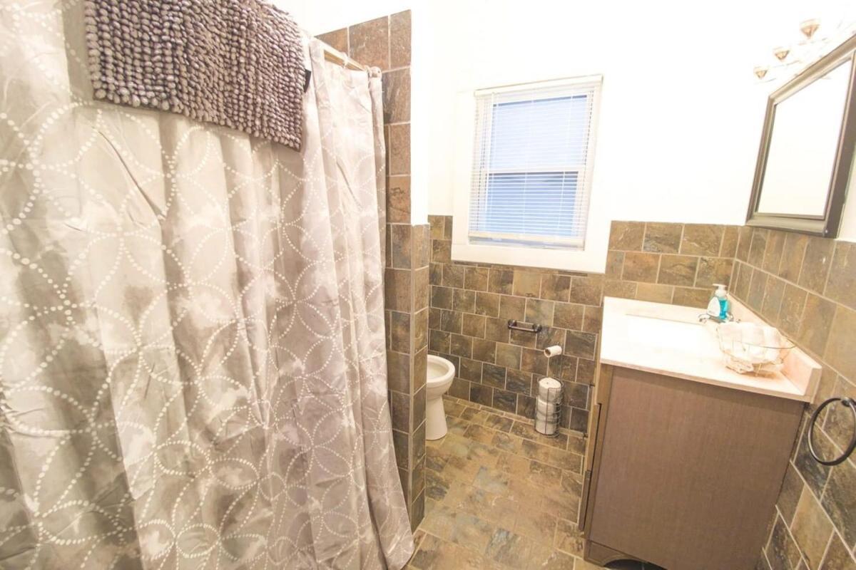 Large 6Br, 2 Bath In Niagara Falls Zewnętrze zdjęcie
