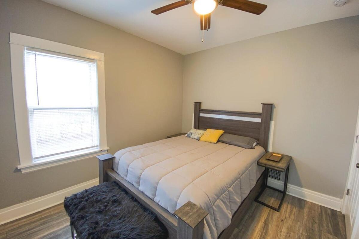 Large 6Br, 2 Bath In Niagara Falls Zewnętrze zdjęcie