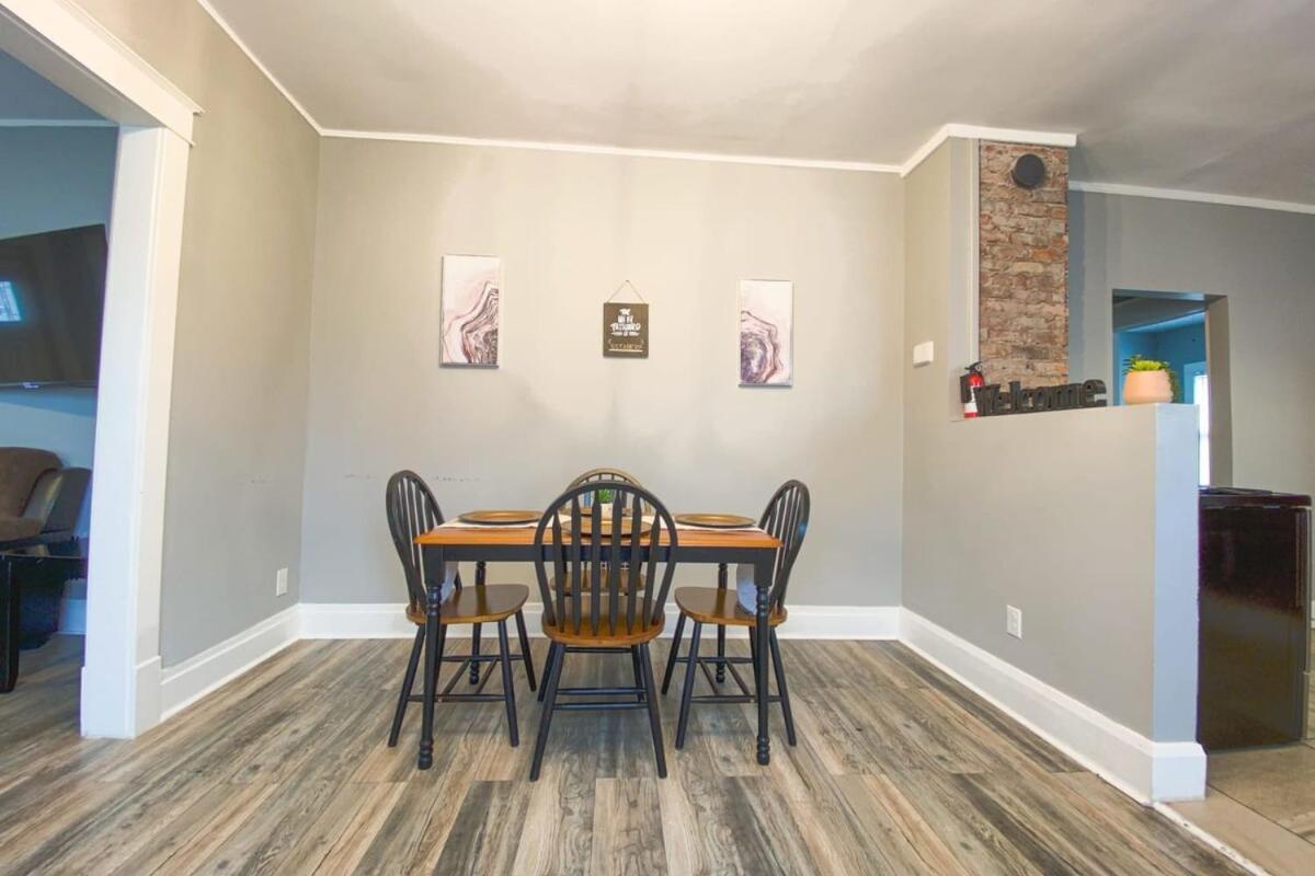 Large 6Br, 2 Bath In Niagara Falls Zewnętrze zdjęcie