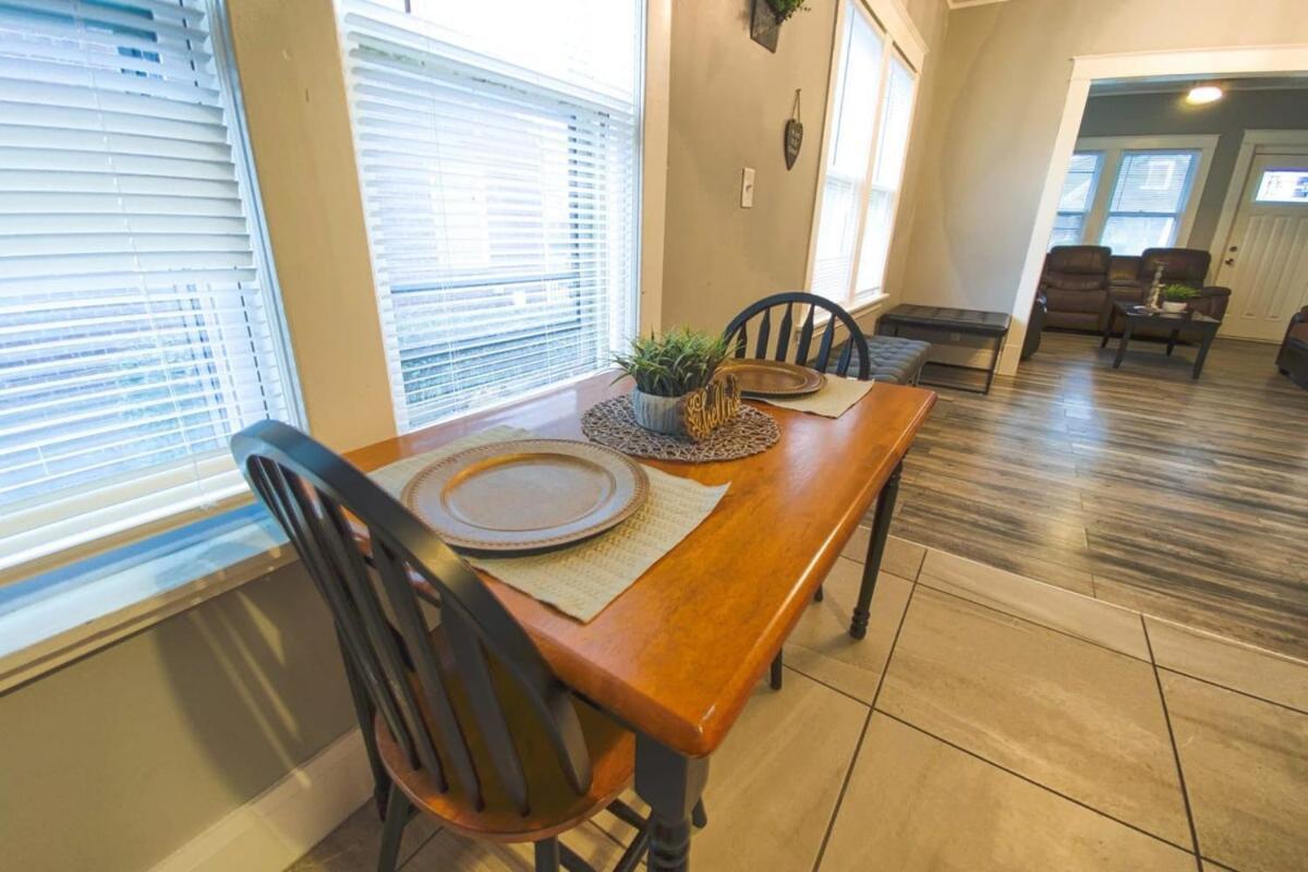Large 6Br, 2 Bath In Niagara Falls Zewnętrze zdjęcie